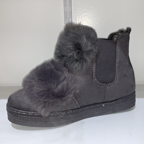 POM POM GREY FUR SUEDE BOOTS - Picture 5 of 7